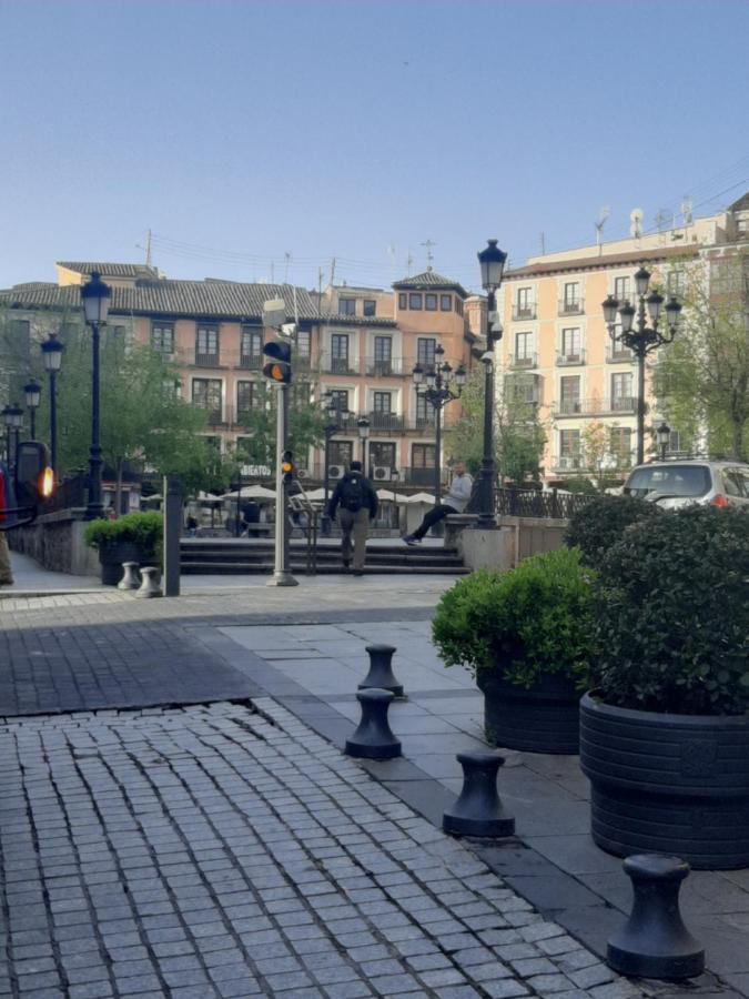 Hostal Centro Toledo Exterior photo